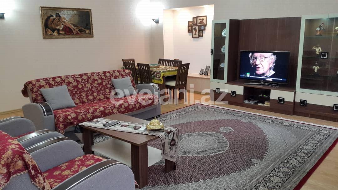 Kirayə verilir, köhnə tikili, 2 otaqlı, 97 m², Bakı, Səbail r, Sahil m.