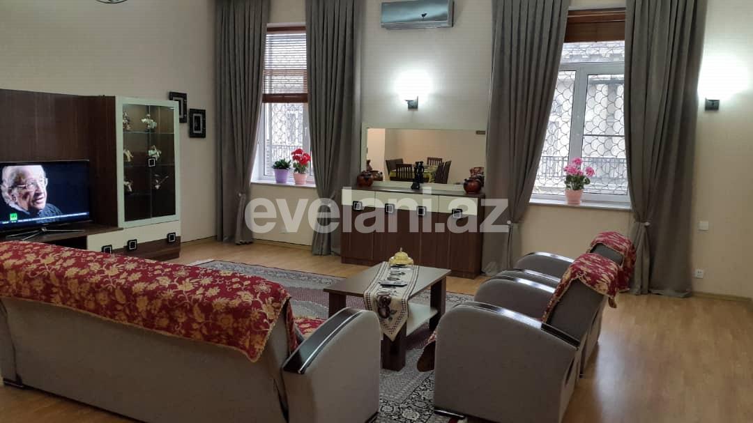 Kirayə verilir, köhnə tikili, 2 otaqlı, 97 m², Bakı, Səbail r, Sahil m.