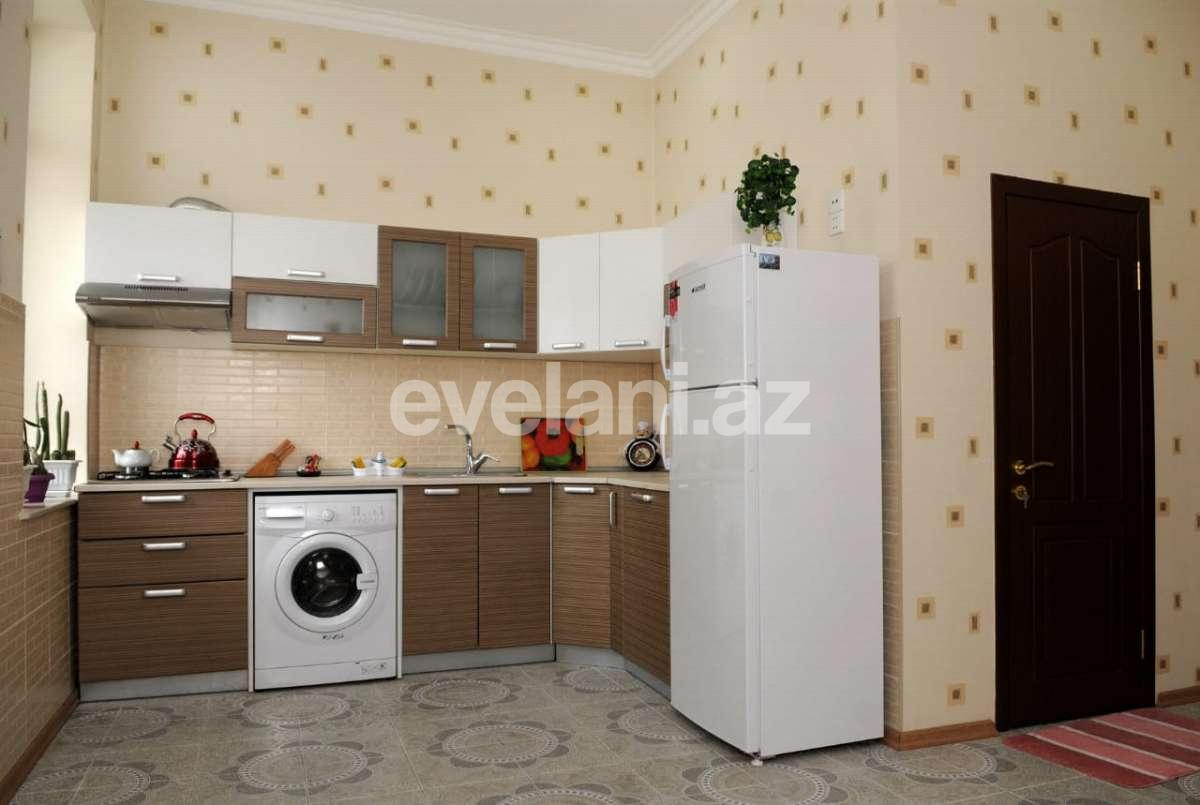 Kirayə verilir, köhnə tikili, 2 otaqlı, 97 m², Bakı, Səbail r, Sahil m.