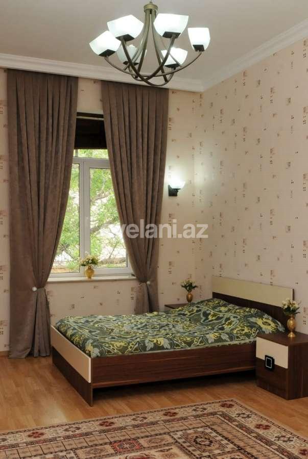 Kirayə verilir, köhnə tikili, 2 otaqlı, 97 m², Bakı, Səbail r, Sahil m.