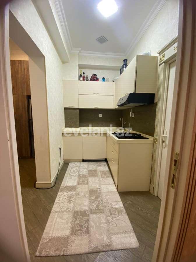 Satılır, yeni tikili, 2 otaqlı, 62 m², Bakı, Nizami r, Qara Qarayev m.