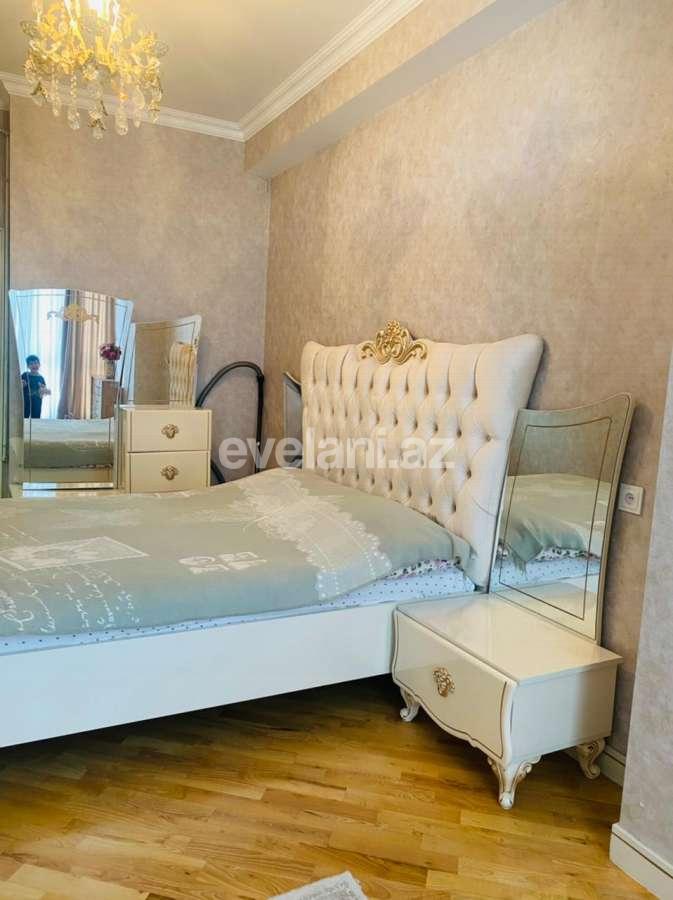 Satılır, yeni tikili, 2 otaqlı, 62 m², Bakı, Nizami r, Qara Qarayev m.