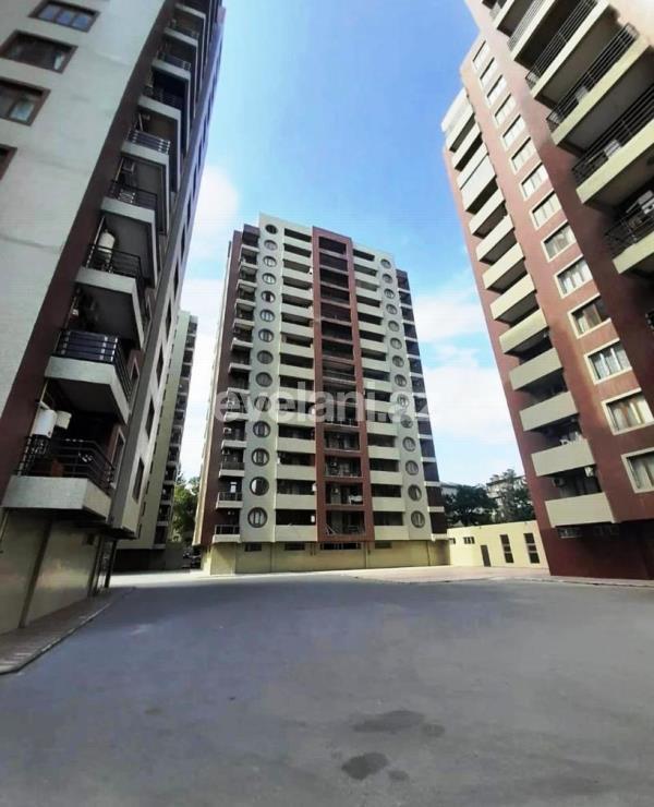 Kirayə verilir, yeni tikili, 2 otaqlı, 98 m², Bakı, Nərimanov r.