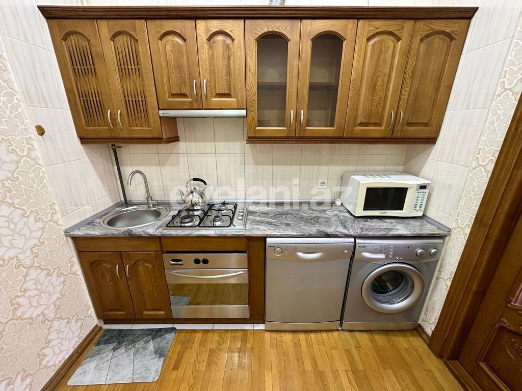 Rent, old building, 2 room, 65 m², Baku, Nasimi r.