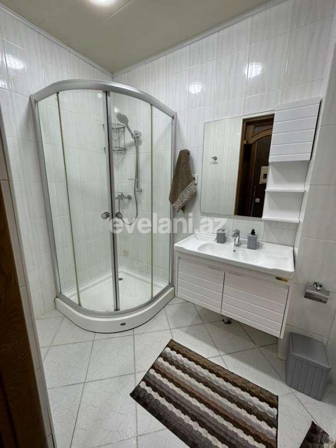 Rent, old building, 2 room, 65 m², Baku, Nasimi r.