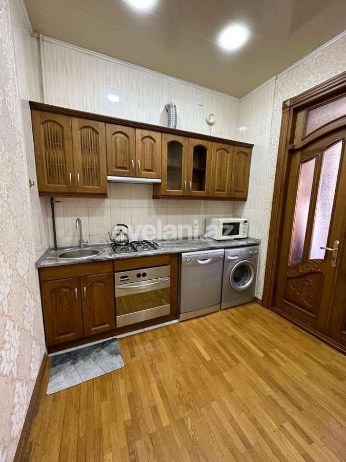 Rent, old building, 2 room, 65 m², Baku, Nasimi r.