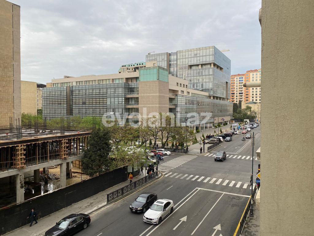 Kirayə verilir, yeni tikili, 3 otaqlı, 135 m², Bakı, Nəsimi r.