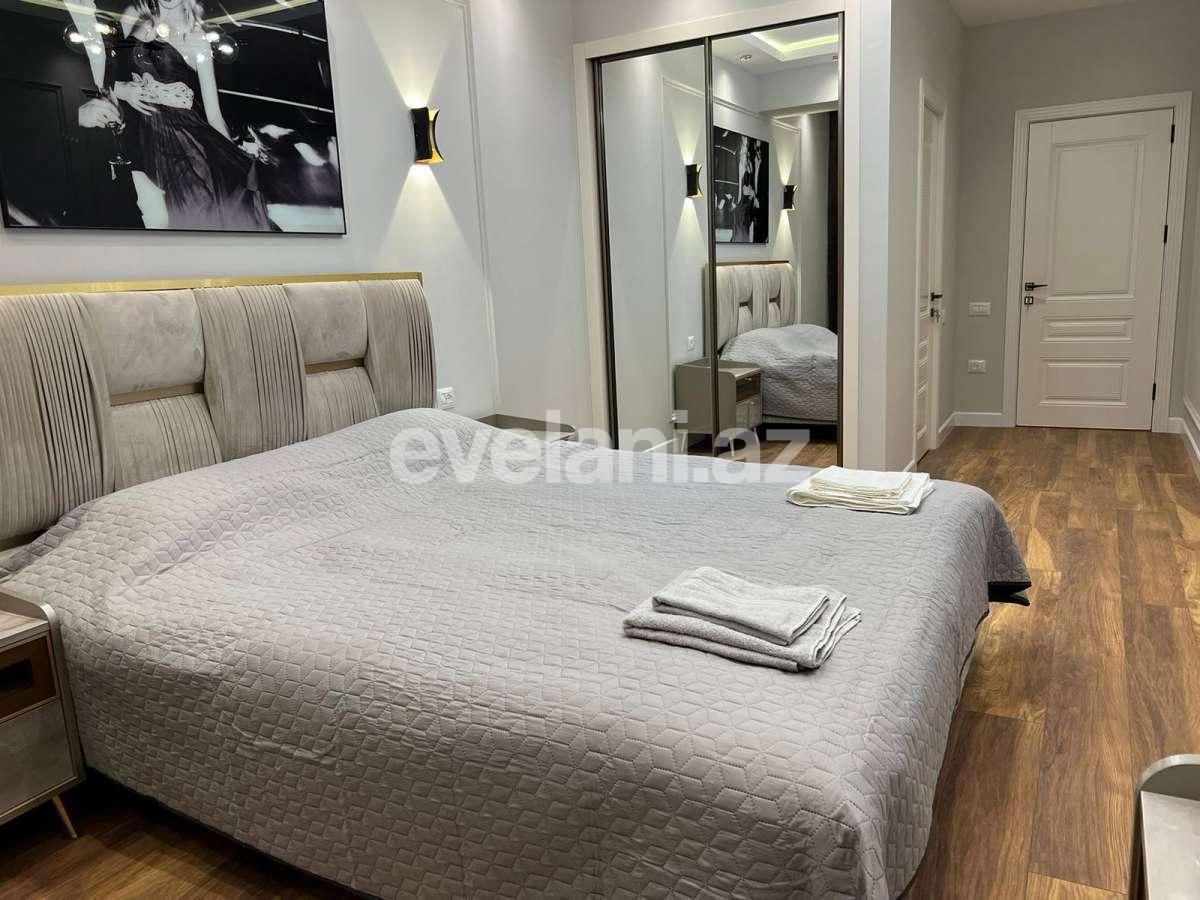 Сдаётся, новостройка, 3-комнаты, 140 m², Баку, Хатаинский r, Аг шехер p, Шах Исмаил Хатаи m.