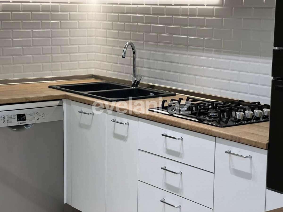 Сдаётся, новостройка, 3-комнаты, 140 m², Баку, Хатаинский r, Аг шехер p, Шах Исмаил Хатаи m.