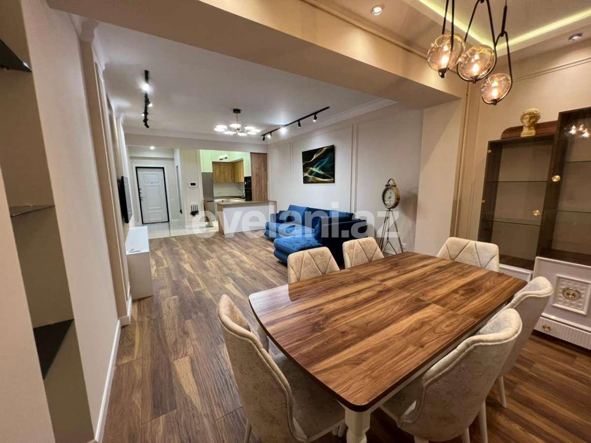 Сдаётся, новостройка, 3-комнаты, 140 m², Баку, Хатаинский r, Аг шехер p, Шах Исмаил Хатаи m.