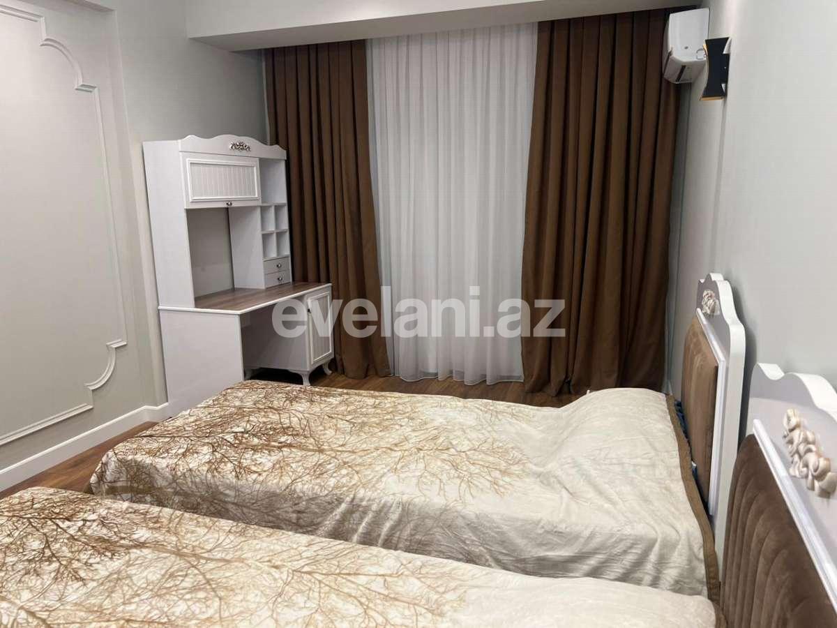 Сдаётся, новостройка, 3-комнаты, 140 m², Баку, Хатаинский r, Аг шехер p, Шах Исмаил Хатаи m.