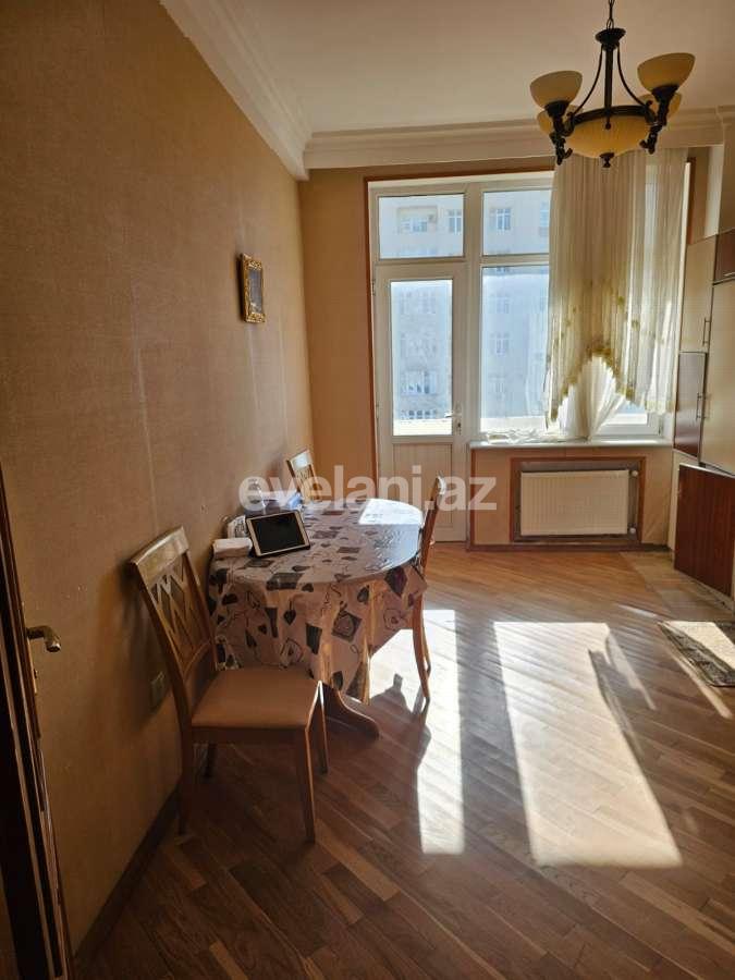 Rent, new building, 3 room, 150 m², Baku, Nasimi r, 8 November m.