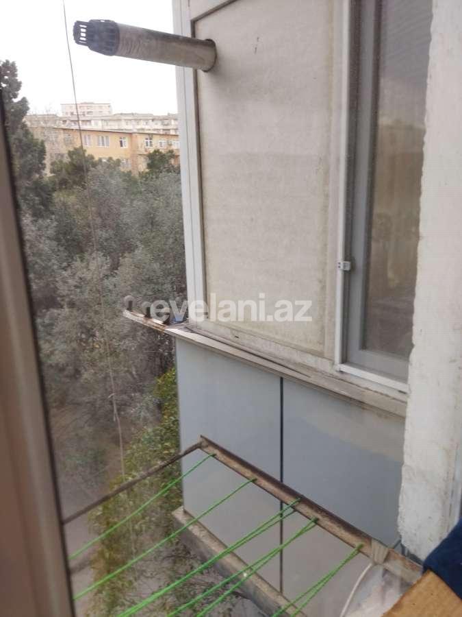 Satılır, köhnə tikili, 2 otaqlı, 45 m², Bakı, Binəqədi r, 7-ci mikrorayon q.