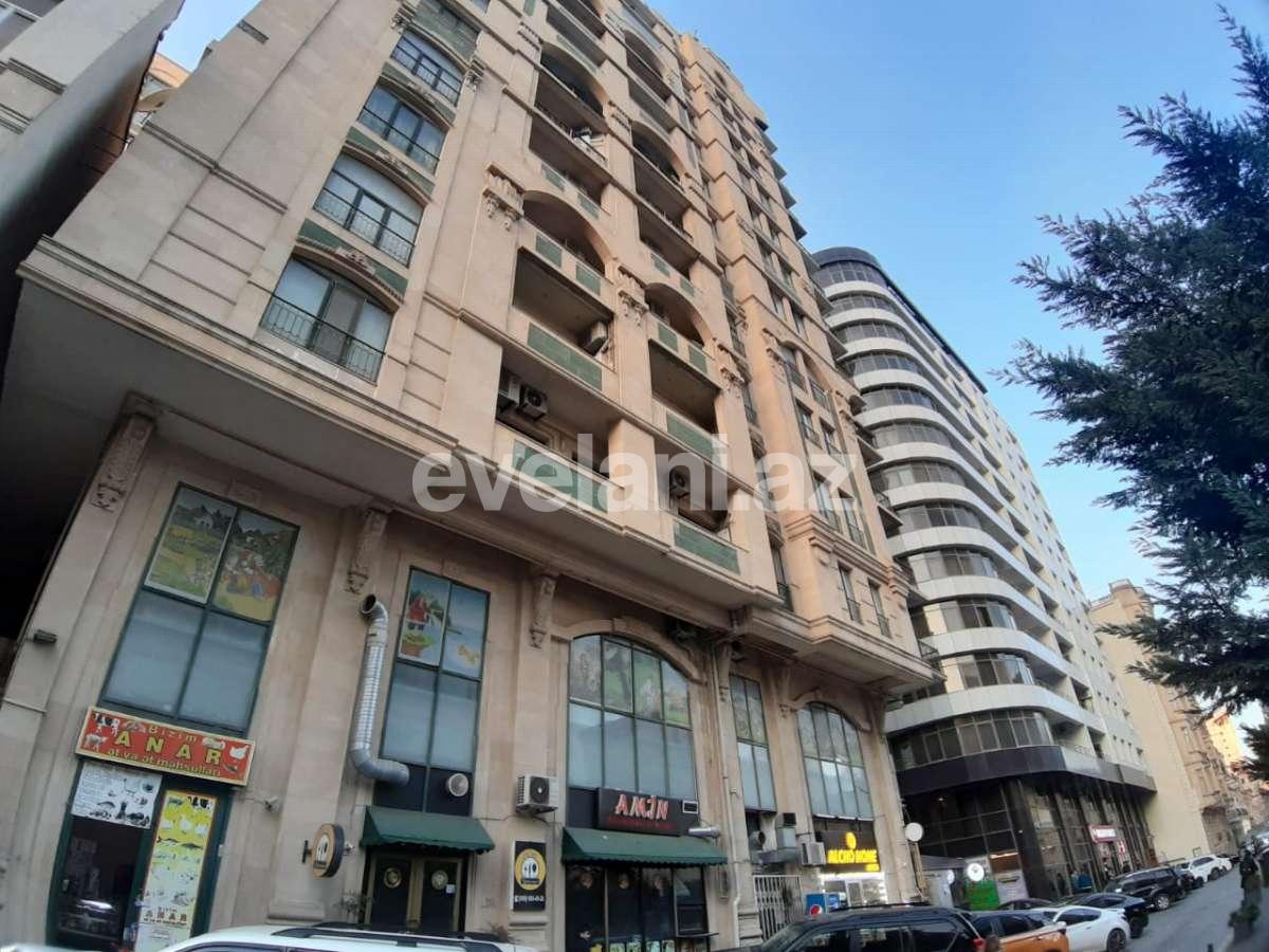 Satılır, yeni tikili, 3 otaqlı, 130 m², Bakı, Səbail r, Sahil m.