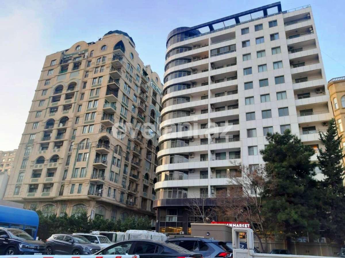 Satılır, yeni tikili, 3 otaqlı, 130 m², Bakı, Səbail r, Sahil m.