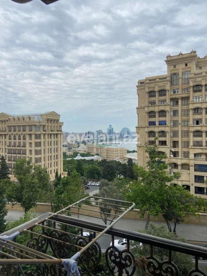 Kirayə verilir, köhnə tikili, 1 otaqlı, 52 m², Bakı, Səbail r, İçəri Şəhər m.