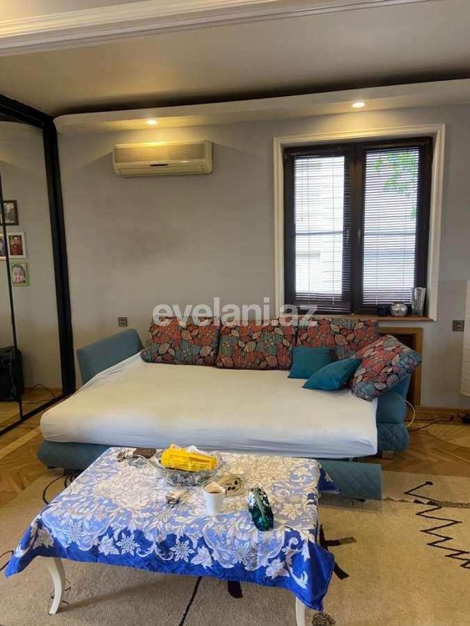 Kirayə verilir, köhnə tikili, 1 otaqlı, 52 m², Bakı, Səbail r, İçəri Şəhər m.