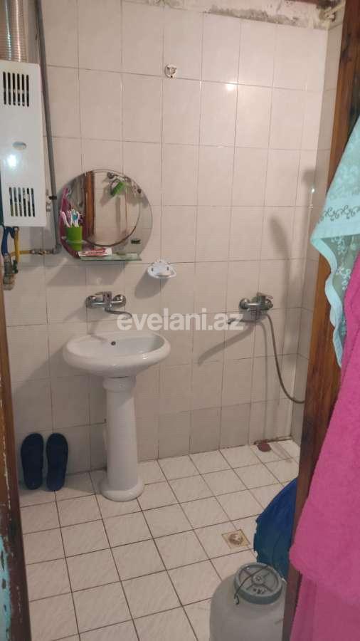 Sale, old building, 2 room, 60 m², Baku, Khatai r.