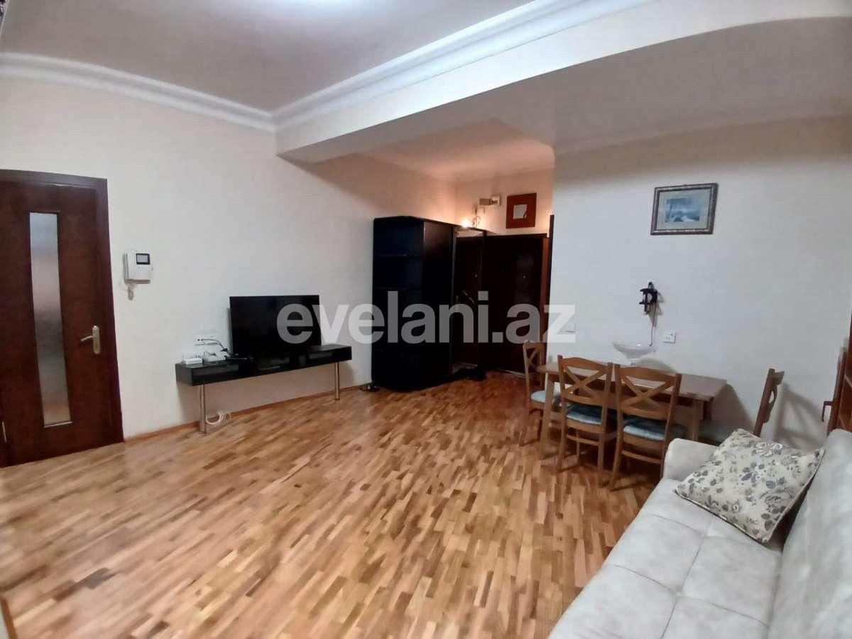 Сдаётся, вторичка, 3-комнаты, 70 m², Баку, Ясамальский r, Элмляр Академиясы m.