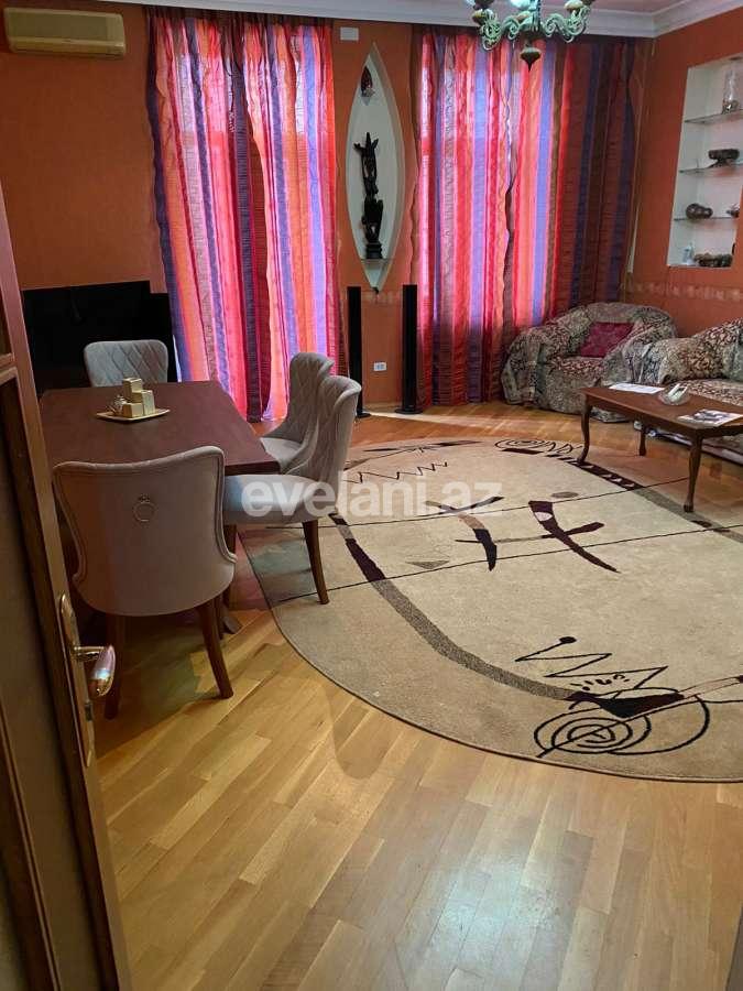 Kirayə verilir, köhnə tikili, 4 otaqlı, 170 m², Bakı, Səbail r, Sahil m.