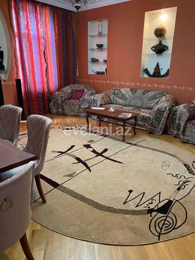 Kirayə verilir, köhnə tikili, 4 otaqlı, 170 m², Bakı, Səbail r, Sahil m.