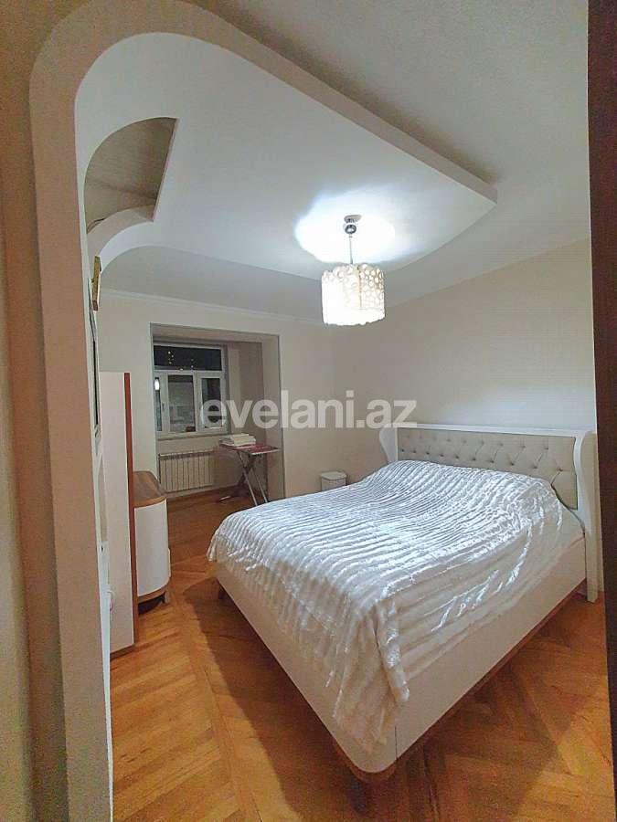 Satılır, köhnə tikili, 2 otaqlı, 50 m², Bakı, Nizami r, 8-ci kilometr q, Xalqlar Dostluğu m.