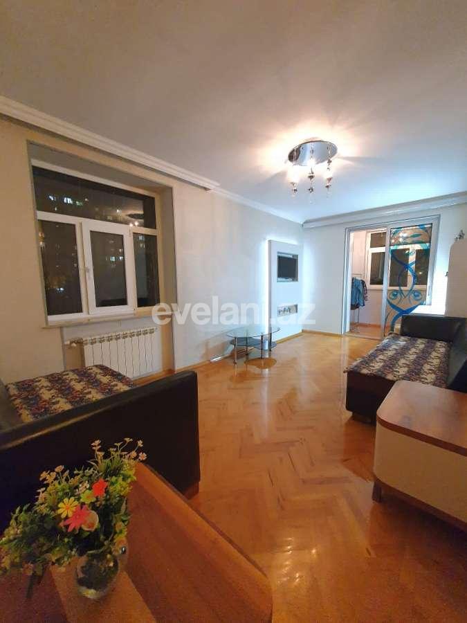 Satılır, köhnə tikili, 2 otaqlı, 50 m², Bakı, Nizami r, 8-ci kilometr q, Xalqlar Dostluğu m.