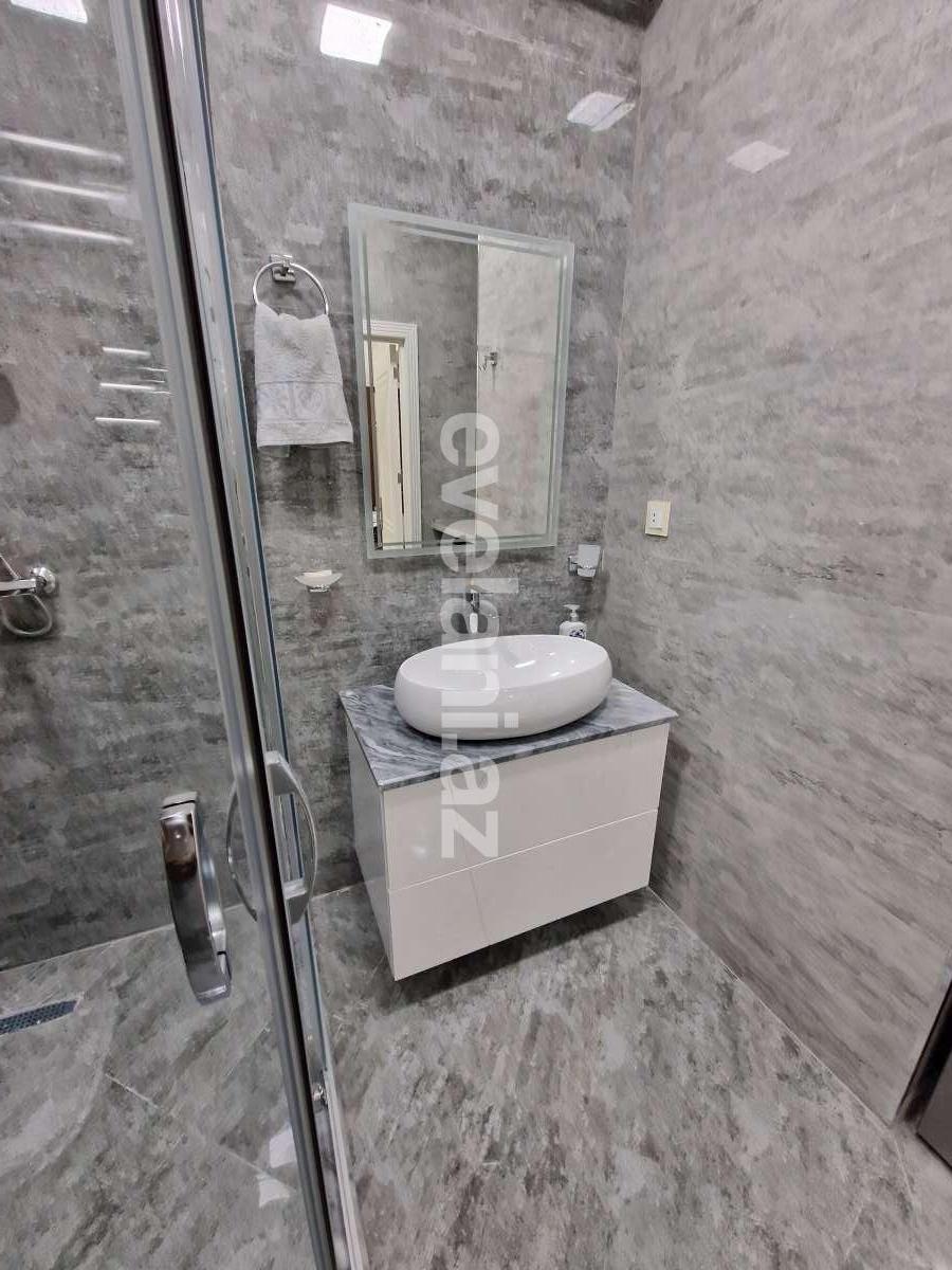 Kirayə verilir, yeni tikili, 2 otaqlı, 70 m², Bakı, Xətai r, Şah İsmayıl Xətai m.