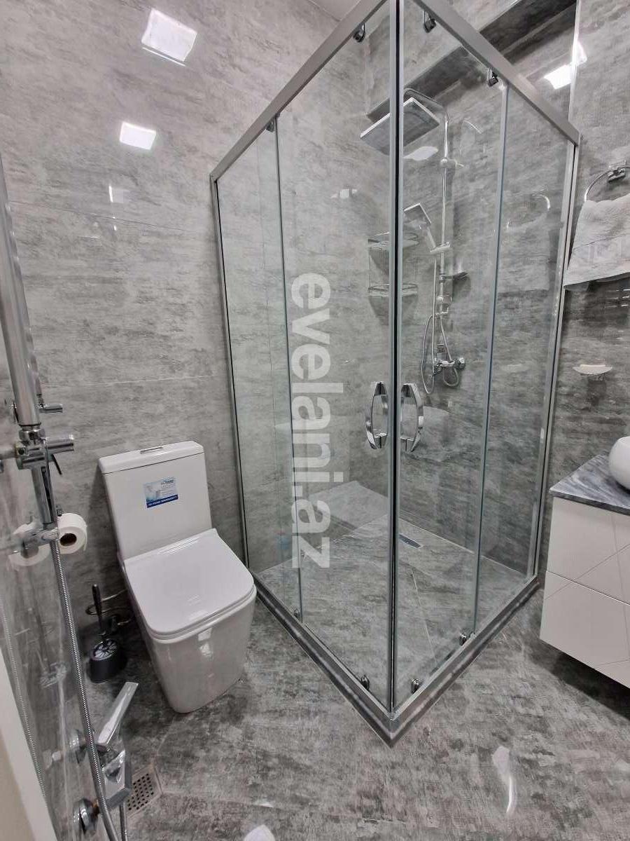 Kirayə verilir, yeni tikili, 2 otaqlı, 70 m², Bakı, Xətai r, Şah İsmayıl Xətai m.