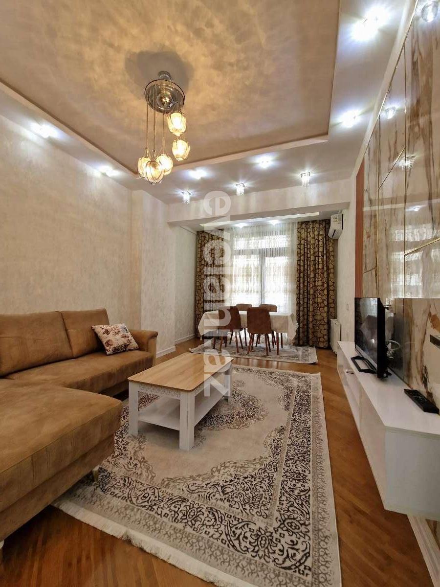 Kirayə verilir, yeni tikili, 2 otaqlı, 70 m², Bakı, Xətai r, Şah İsmayıl Xətai m.