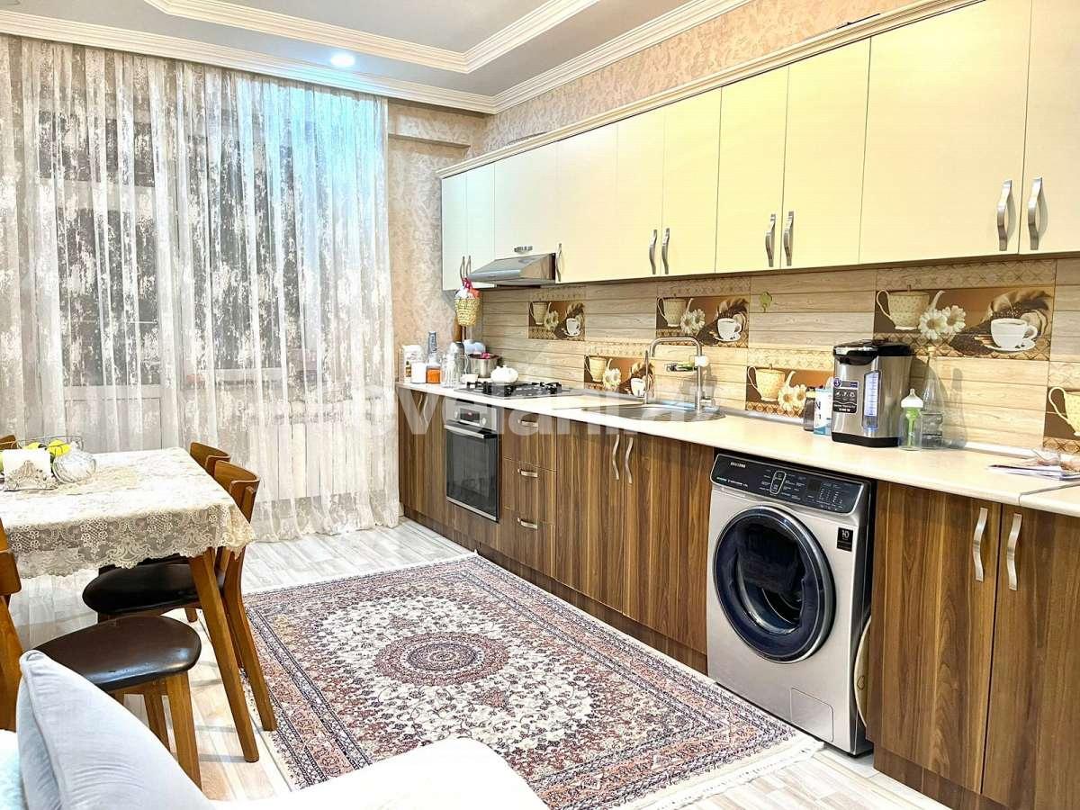 Rent, new building, 3 room, 130 m², Baku, Yasamal r, Yeni Yasamal d, Inshaatchilar m.