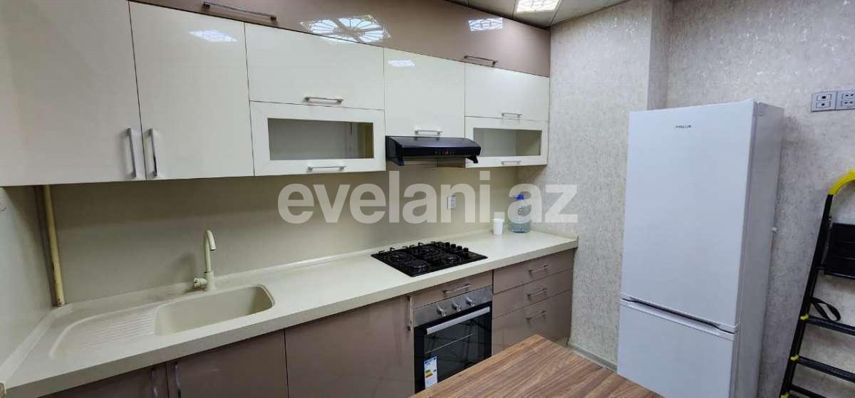 Satılır, köhnə tikili, 3 otaqlı, 90 m², Bakı, Yasamal r, Elmlər Akademiyası m.