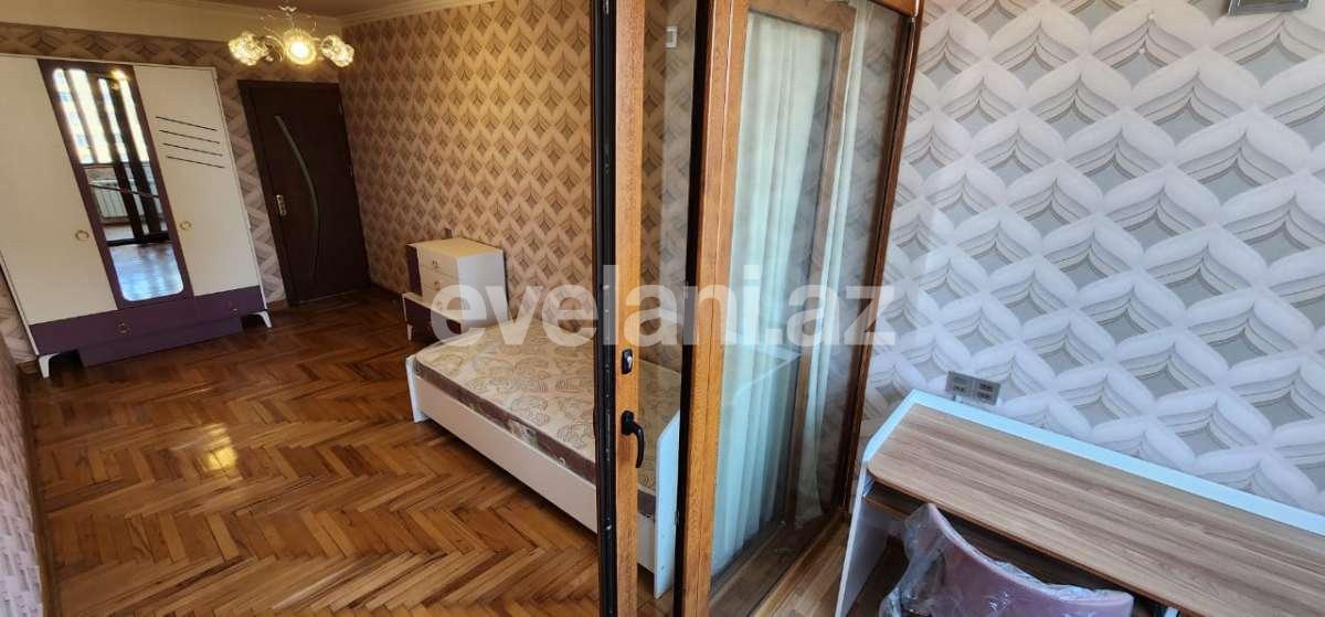 Satılır, köhnə tikili, 3 otaqlı, 90 m², Bakı, Yasamal r, Elmlər Akademiyası m.