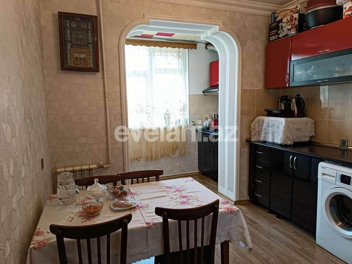 Satılır, köhnə tikili, 3 otaqlı, 85 m², Bakı, Xətai r, Həzi Aslanov m.