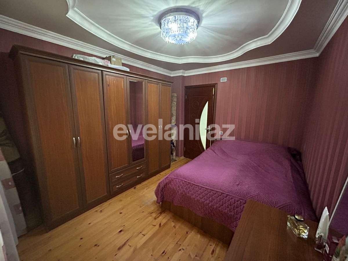 Satılır, köhnə tikili, 3 otaqlı, 80 m², Bakı, Suraxanı r, Qaraçuxur q.