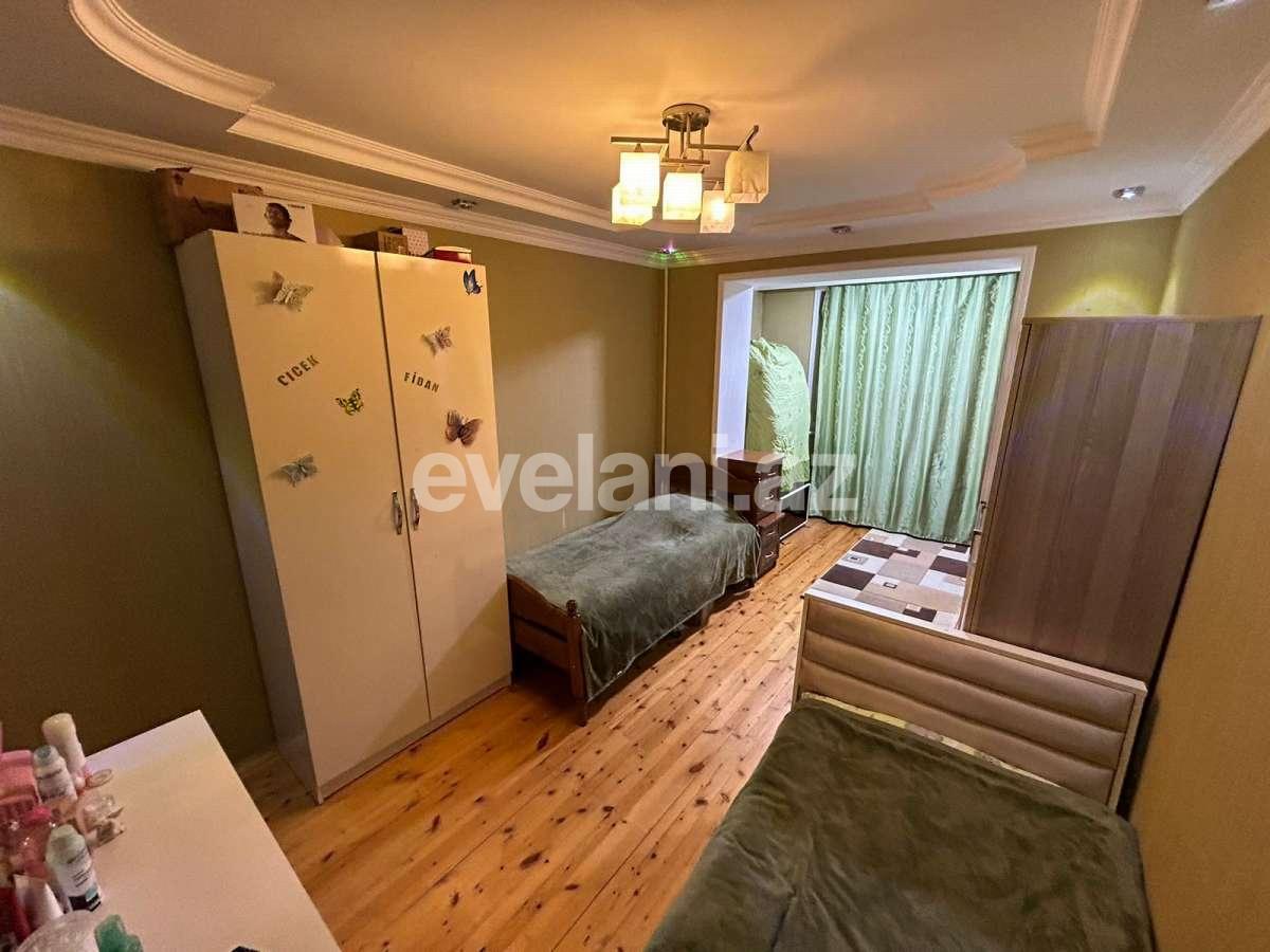 Satılır, köhnə tikili, 3 otaqlı, 80 m², Bakı, Suraxanı r, Qaraçuxur q.