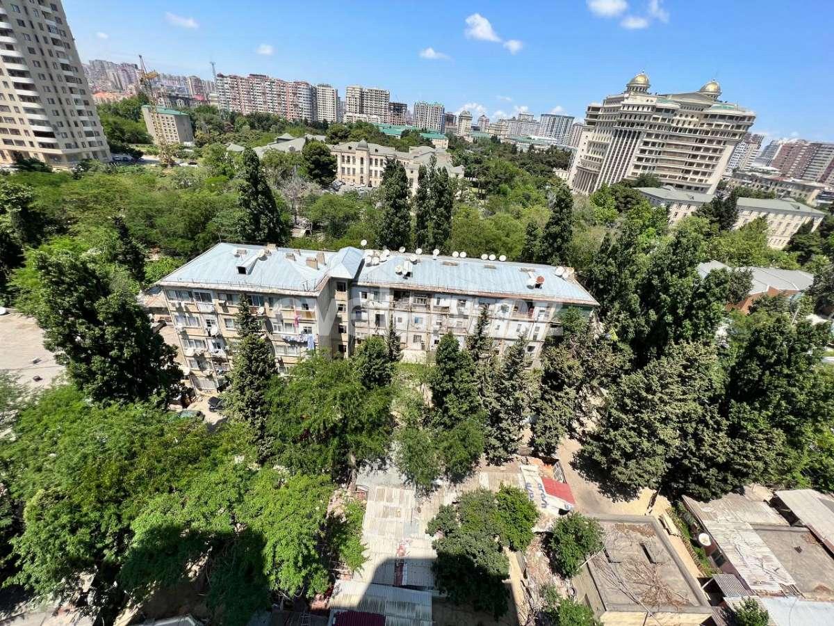 Satılır, yeni tikili, 3 otaqlı, 185 m², Bakı, Nəsimi r.