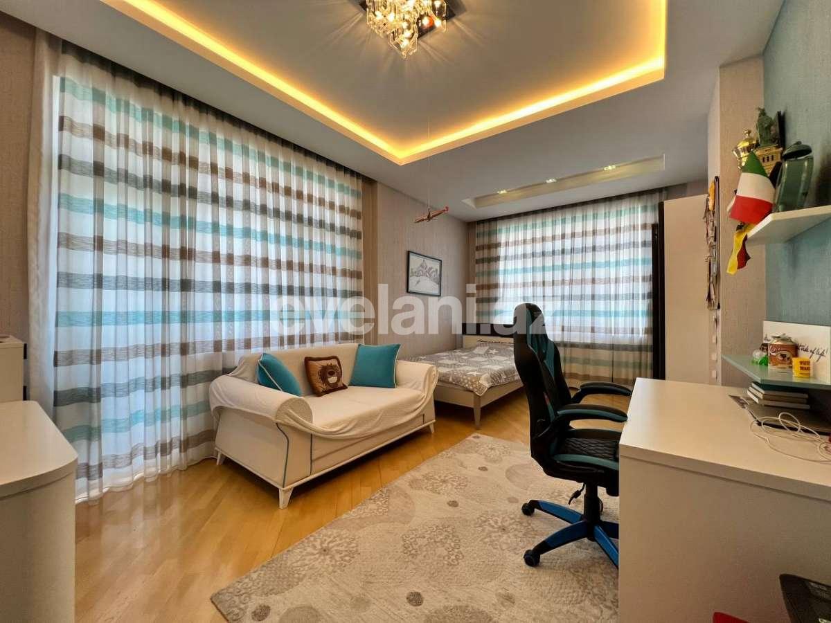 Satılır, yeni tikili, 3 otaqlı, 185 m², Bakı, Nəsimi r.