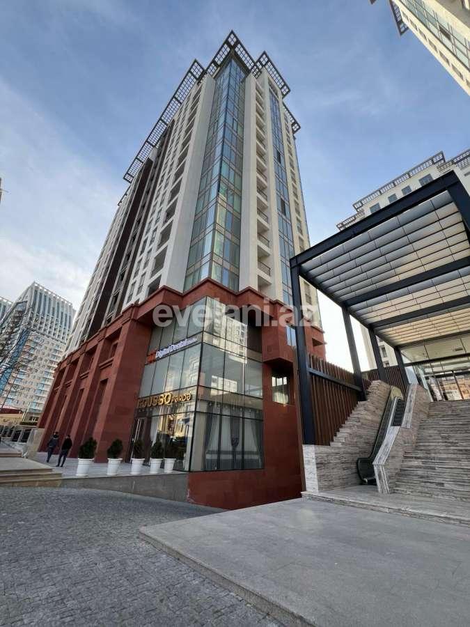 Satılır, yeni tikili, 4 otaqlı, 182 m², Bakı, Yasamal r, Elmlər Akademiyası m.