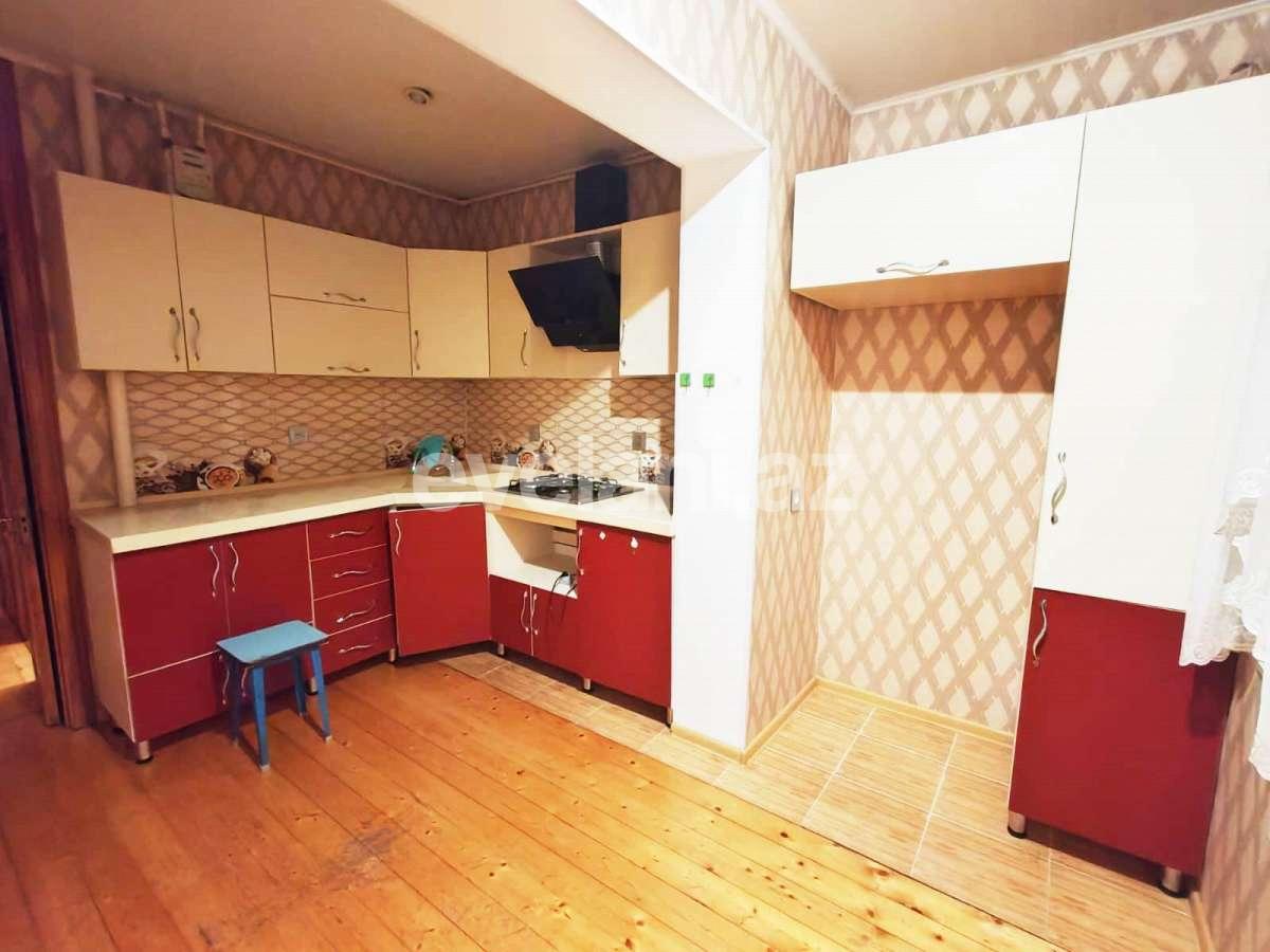 Kirayə verilir, köhnə tikili, 3 otaqlı, 80 m², Bakı, Xətai r, Həzi Aslanov m.