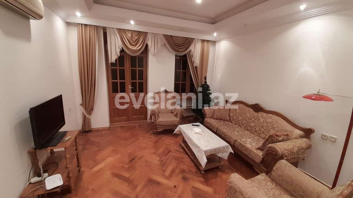 Rent, old building, 2 room, 65 m², Baku, Sabail r, Sahil m.