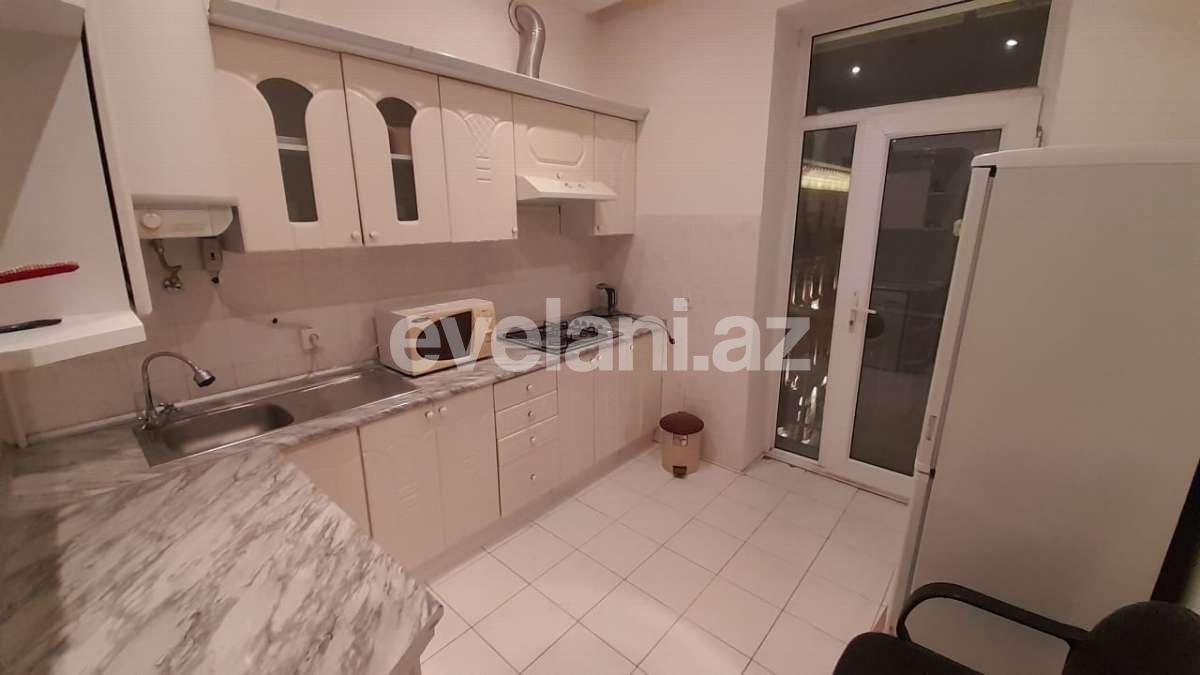 Rent, old building, 2 room, 65 m², Baku, Sabail r, Sahil m.