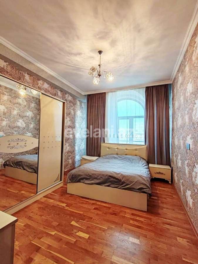 Satılır, yeni tikili, 2 otaqlı, 72 m², Bakı, Nizami r, Qara Qarayev m.