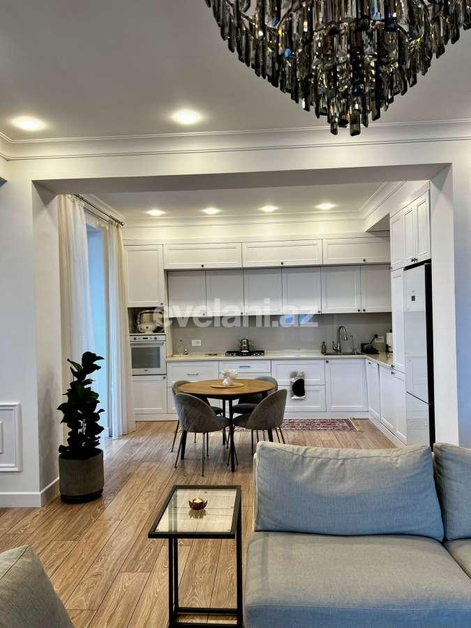 Satılır, yeni tikili, 3 otaqlı, 127 m², Bakı, Səbail r, Badamdar q.