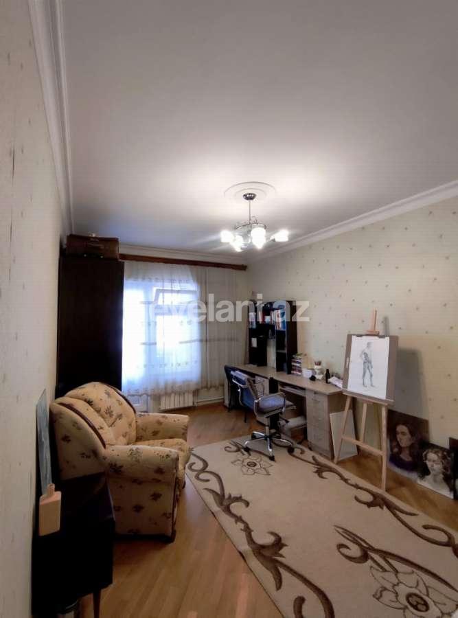 Satılır, köhnə tikili, 5 otaqlı, 100 m², Bakı, Xətai r, Əhmədli q.