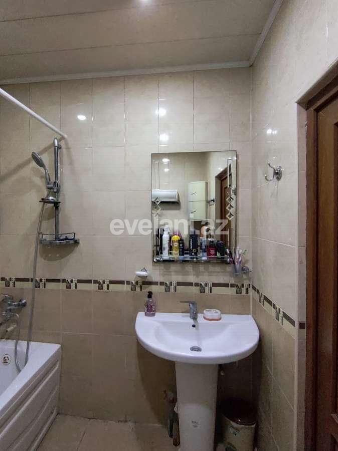 Satılır, köhnə tikili, 5 otaqlı, 100 m², Bakı, Xətai r, Əhmədli q.