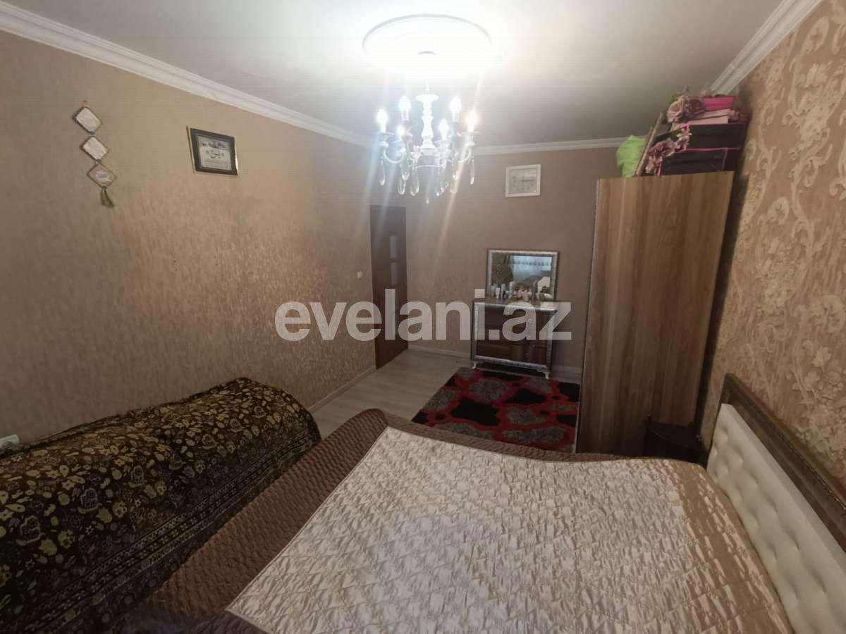 Satılır, köhnə tikili, 3 otaqlı, 80 m², Bakı, Nizami r, 8-ci kilometr q, Neftçilər m.