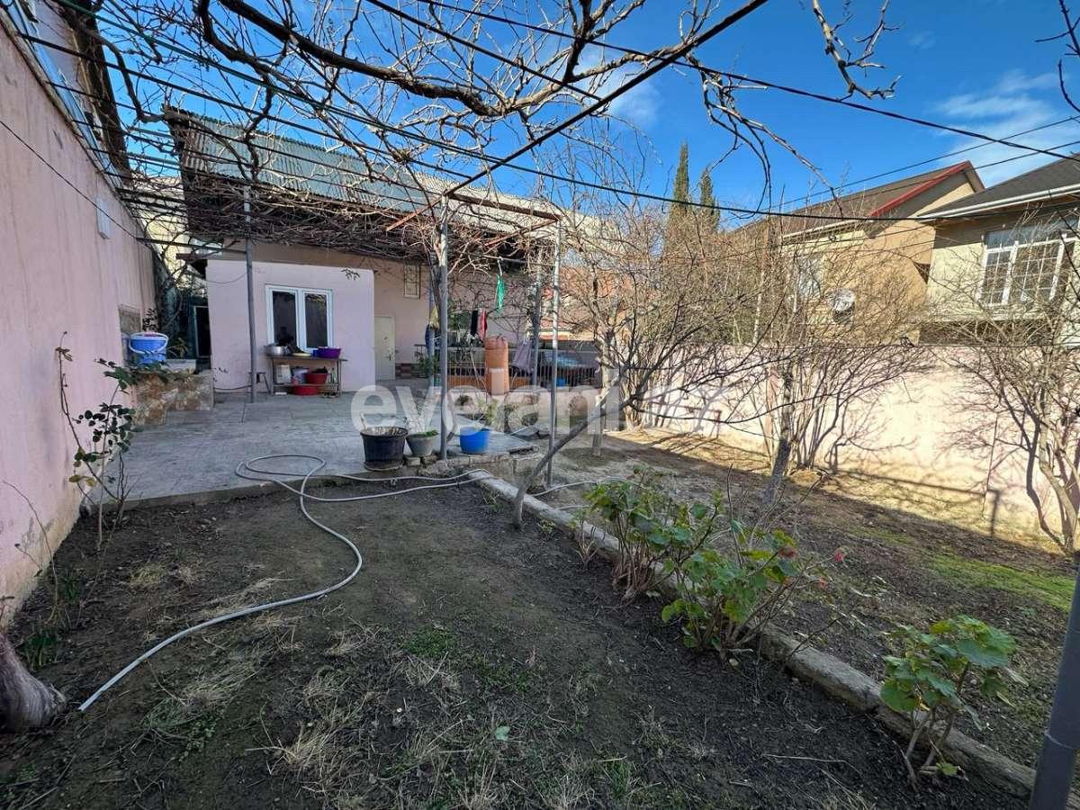 Satılır, həyət evi / bağ, 4 otaqlı, 100 m², Bakı, Xətai r, Şah İsmayıl Xətai m.