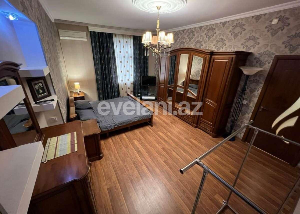 Сдаётся, вторичка, 5-комнаты, 150 m², Баку, Хатаинский r, Шах Исмаил Хатаи m.