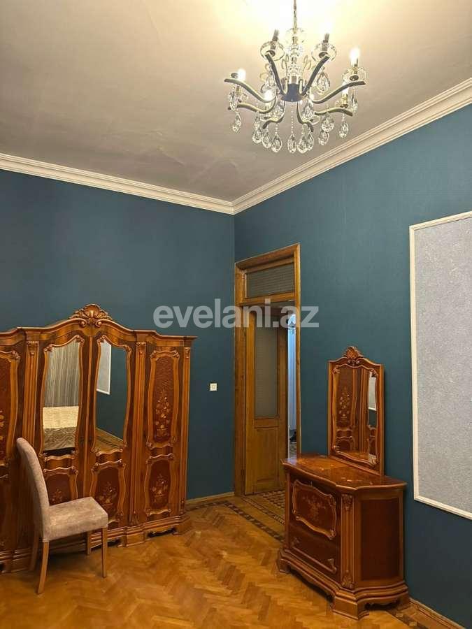 Kirayə verilir, köhnə tikili, 4 otaqlı, 130 m², Bakı, Səbail r, Sahil m.